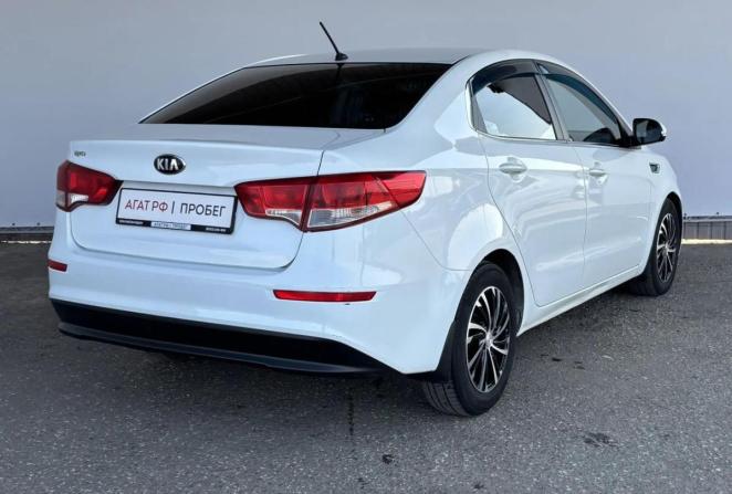 Kia Rio III Рестайлинг с пробегом 2015 года, цена 998 000 рублей, 142928 км, седан, Автокод Объявления