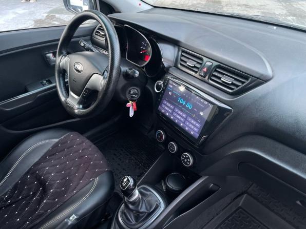 Kia Rio III Рестайлинг с пробегом 2015 года, цена 769 000 рублей, 145700 км, седан, Автокод Объявления