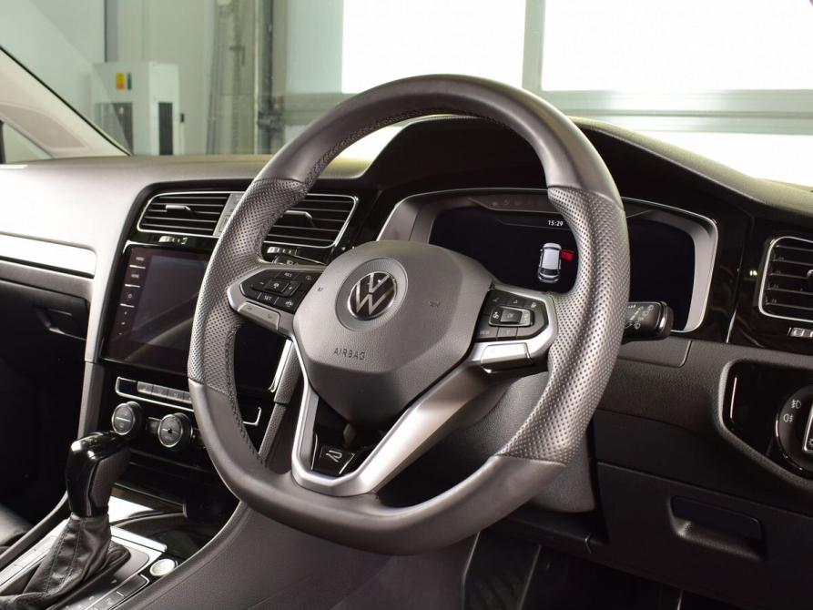 Volkswagen Golf VII Рестайлинг Кемерово  - изображение 8