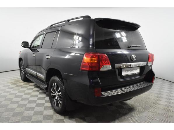 Toyota Land Cruiser 200 Series Рестайлинг 1 с пробегом 2014 года, цена 3 120 000 рублей, 300700 км, внедорожник, Автокод Объявления