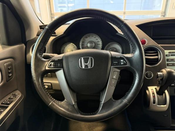 Honda Pilot II Рестайлинг с пробегом 2011 года, цена 1 650 000 рублей, 244309 км, внедорожник, Автокод Объявления