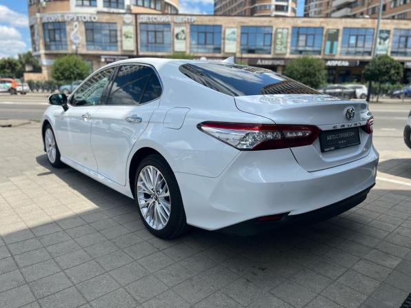 Toyota Camry VIII (XV70) с пробегом 2018 года, цена 2 600 000 рублей, 124009 км, седан, Автокод Объявления