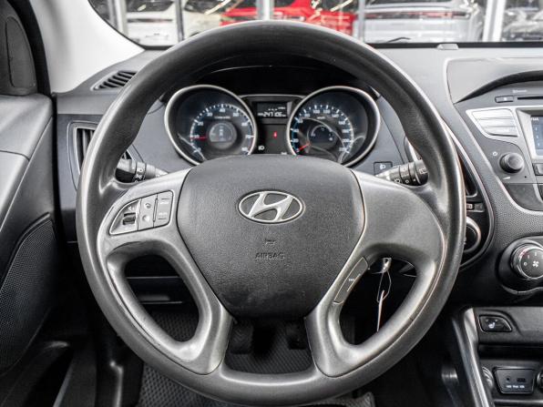 Hyundai ix35 I Рестайлинг с пробегом 2013 года, цена 887 000 рублей, 247104 км, внедорожник, Автокод Объявления