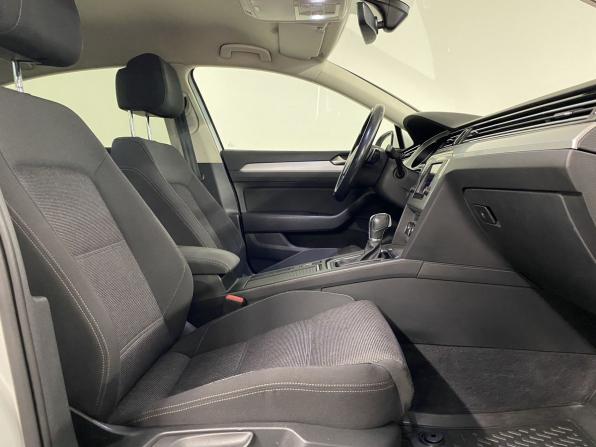 Volkswagen Passat B8 с пробегом 2016 года, цена 1 400 000 рублей, 149209 км, седан, Автокод Объявления