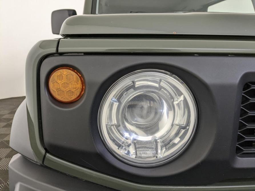 Suzuki Jimny IV Москва  - изображение 11