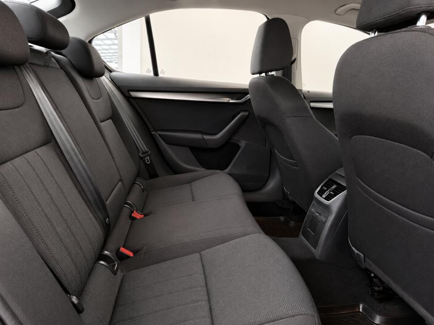 Skoda Octavia III (A7) Рестайлинг Москва  - изображение 13