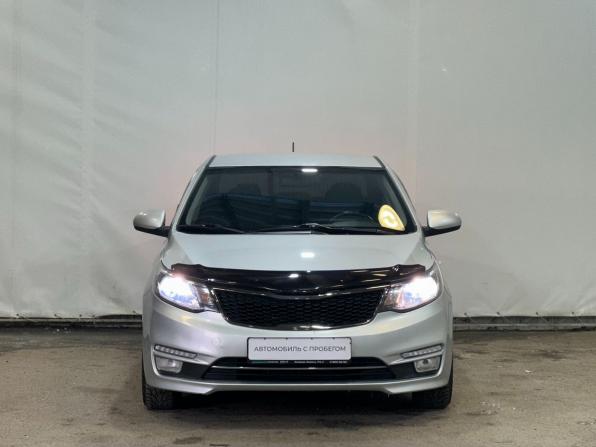 Kia Rio III Рестайлинг с пробегом 2015 года, цена 990 000 рублей, 71748 км, седан, Автокод Объявления