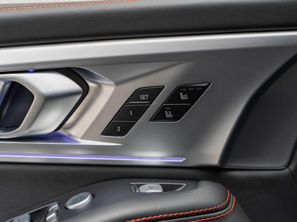 BMW XM с пробегом 2023 года, цена 28 400 000 рублей, 28397 км, внедорожник, Автокод Объявления