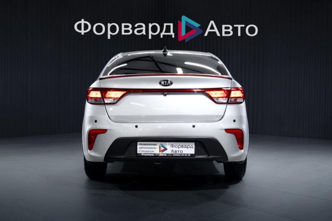Kia Rio IV с пробегом 2017 года, цена 1 099 000 рублей, 214500 км, седан, Автокод Объявления