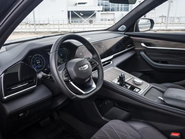 Geely Monjaro I с пробегом 2025 года, цена 3 819 000 рублей, 38100 км, внедорожник, Автокод Объявления