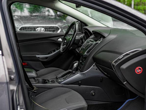 Ford Focus III с пробегом 2015 года, цена 811 000 рублей, 256080 км, хэтчбек, Автокод Объявления