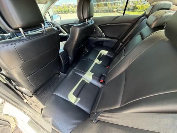 Toyota Avensis III Рестайлинг с пробегом 2011 года, цена 1 350 000 рублей, 189581 км, седан, Автокод Объявления
