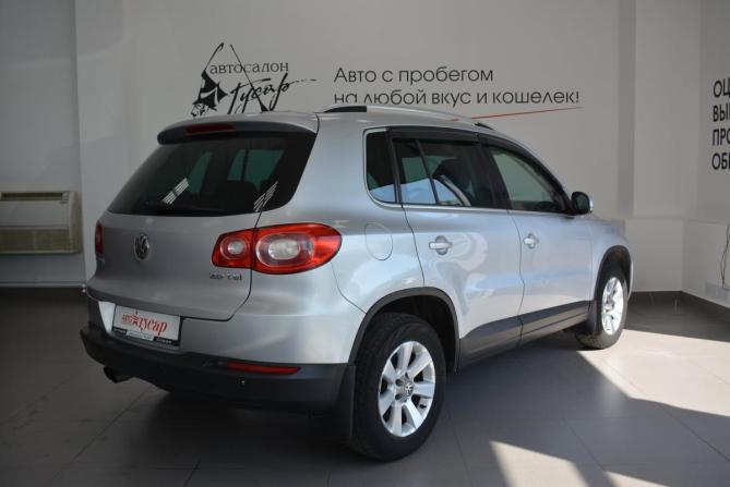 Volkswagen Tiguan I с пробегом 2009 года, цена 1 340 000 рублей, 127000 км, внедорожник, Автокод Объявления