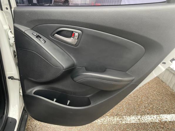 Hyundai ix35 I Рестайлинг с пробегом 2013 года, цена 1 313 600 рублей, 203435 км, внедорожник, Автокод Объявления