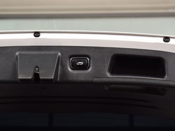 Hyundai Santa Fe IV Рестайлинг с пробегом 2020 года, цена 3 499 995 рублей, 103305 км, внедорожник, Автокод Объявления