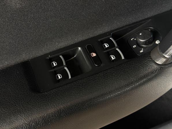 Volkswagen Passat B7 с пробегом 2012 года, цена 890 000 рублей, 248405 км, седан, Автокод Объявления