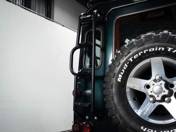 Land Rover Defender I Рестайлинг с пробегом 2014 года, цена 3 200 000 рублей, 98537 км, внедорожник, Автокод Объявления