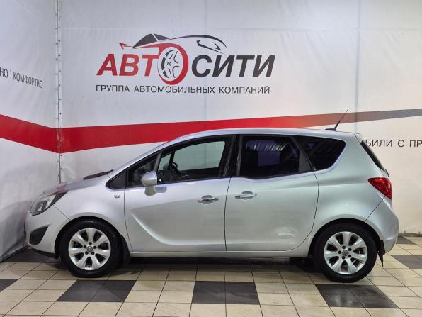 Opel Meriva B с пробегом 2012 года, цена 749 000 рублей, 245000 км, минивэн, Автокод Объявления