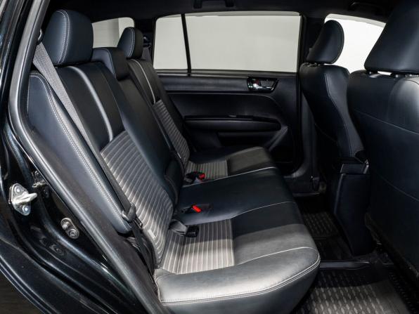 Toyota Corolla XI (E160 E170) Рестайлинг 2 с пробегом 2019 года, цена 1 700 000 рублей, 68928 км, универсал, Автокод Объявления