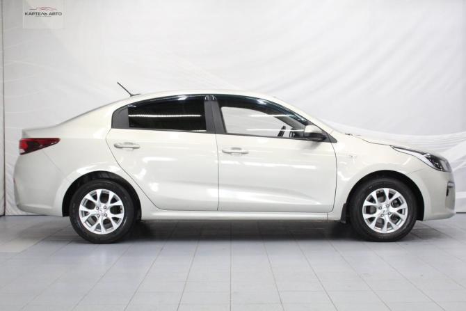 Kia Rio IV с пробегом 2019 года, цена 1 409 000 рублей, 53477 км, седан, Автокод Объявления