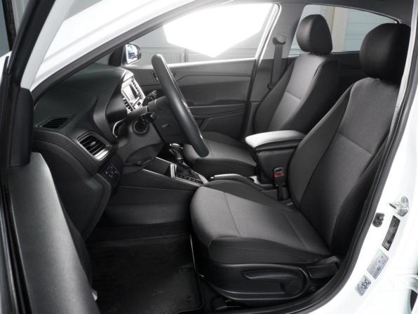 Hyundai Solaris II Рестайлинг с пробегом 2021 года, цена 1 625 000 рублей, 68096 км, седан, Автокод Объявления