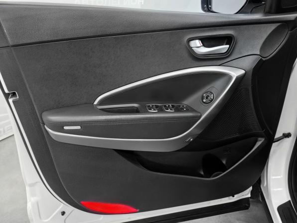Hyundai Santa Fe III Рестайлинг с пробегом 2015 года, цена 2 200 000 рублей, 111456 км, внедорожник, Автокод Объявления