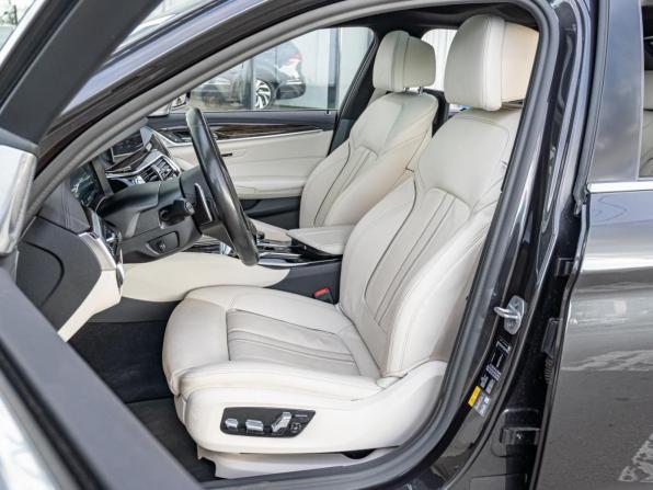 BMW 5 серии VII (G30/G31/G38) с пробегом 2019 года, цена 4 540 000 рублей, 42118 км, седан, Автокод Объявления