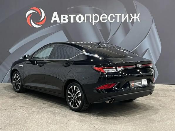 JAC J7 I с пробегом 2022 года, цена 1 145 000 рублей, 93940 км, лифтбек, Автокод Объявления