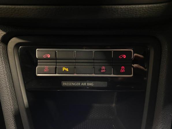 Volkswagen Sharan II с пробегом 2011 года, цена 1 365 000 рублей, 144073 км, минивэн, Автокод Объявления