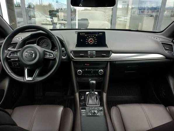 Mazda CX-4 I Рестайлинг с пробегом 2023 года, цена 2 799 000 рублей, 52777 км, внедорожник, Автокод Объявления