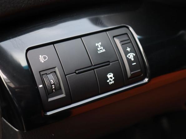 Kia Sorento II с пробегом 2012 года, цена 1 650 000 рублей, 171058 км, внедорожник, Автокод Объявления
