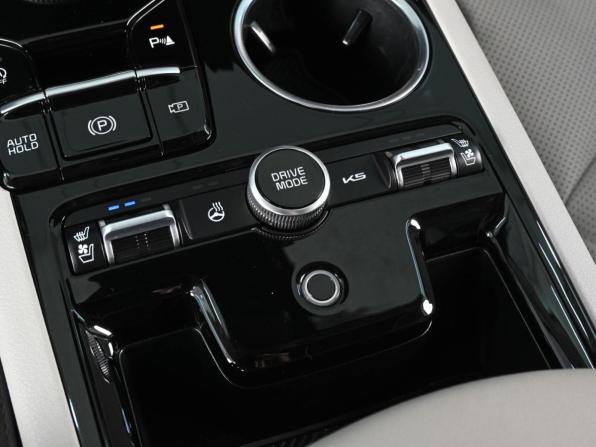 Kia K5 III Рестайлинг с пробегом 2025 года, цена 4 539 000 рублей, 9044 км, седан, Автокод Объявления