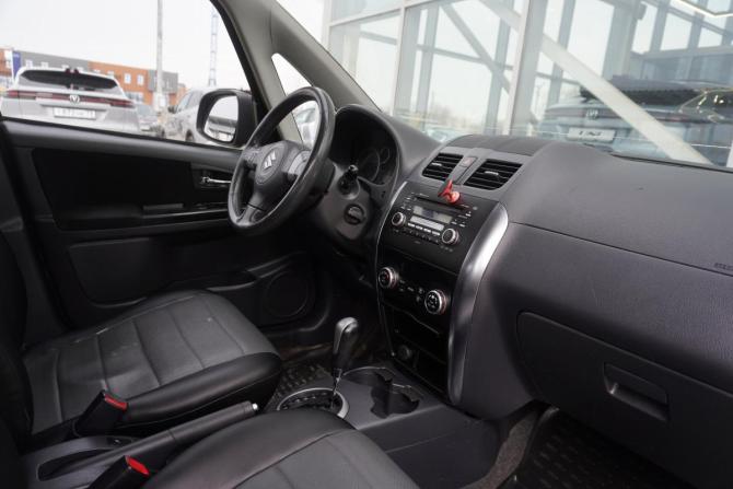 Suzuki SX4 I (Classic) Рестайлинг с пробегом 2010 года, цена 870 000 рублей, 172000 км, хэтчбек, Автокод Объявления