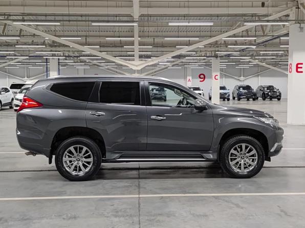 Mitsubishi Pajero Sport III с пробегом 2018 года, цена 3 070 000 рублей, 105373 км, внедорожник, Автокод Объявления