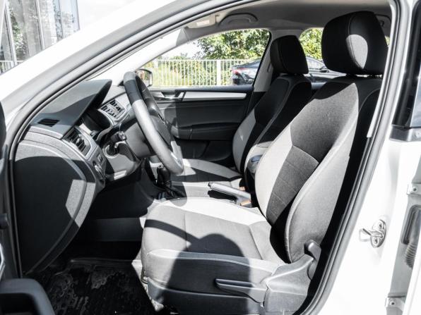 Skoda Rapid I Рестайлинг с пробегом 2019 года, цена 1 022 000 рублей, 118851 км, лифтбек, Автокод Объявления