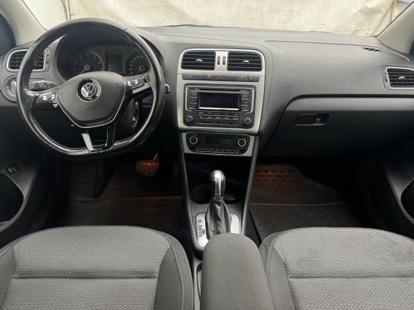 Volkswagen Polo V Рестайлинг с пробегом 2017 года, цена 1 053 000 рублей, 149886 км, седан, Автокод Объявления