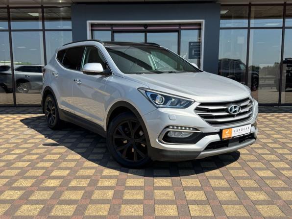 Hyundai Santa Fe III Рестайлинг с пробегом 2017 года, цена 2 293 000 рублей, 196004 км, внедорожник, Автокод Объявления