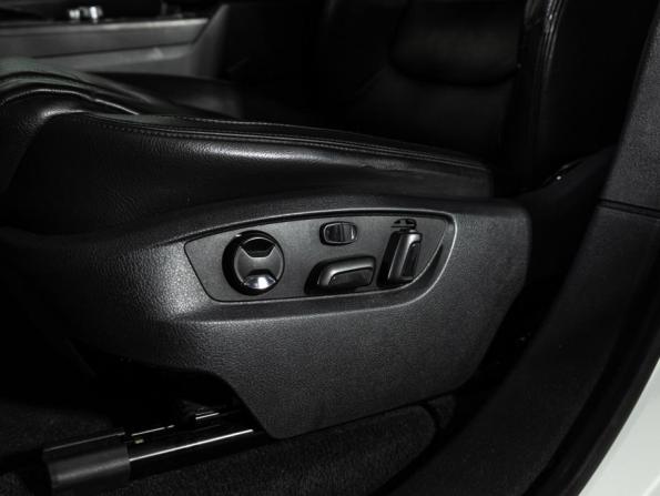 Volkswagen Touareg II Рестайлинг с пробегом 2014 года, цена 1 839 000 рублей, 297904 км, внедорожник, Автокод Объявления