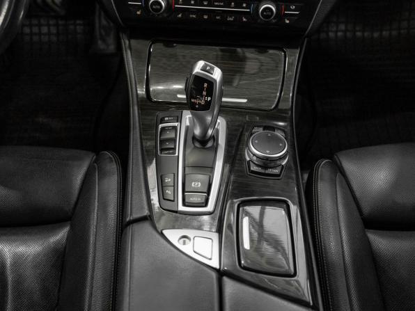 BMW 5 серии VI (F10/F11/F07) Рестайлинг с пробегом 2016 года, цена 2 260 000 рублей, 244367 км, седан, Автокод Объявления