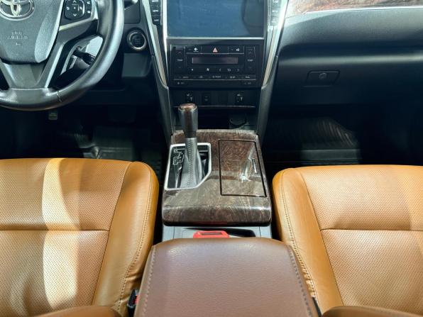 Toyota Camry VII (XV50) Рестайлинг 2 с пробегом 2017 года, цена 2 400 000 рублей, 145999 км, седан, Автокод Объявления