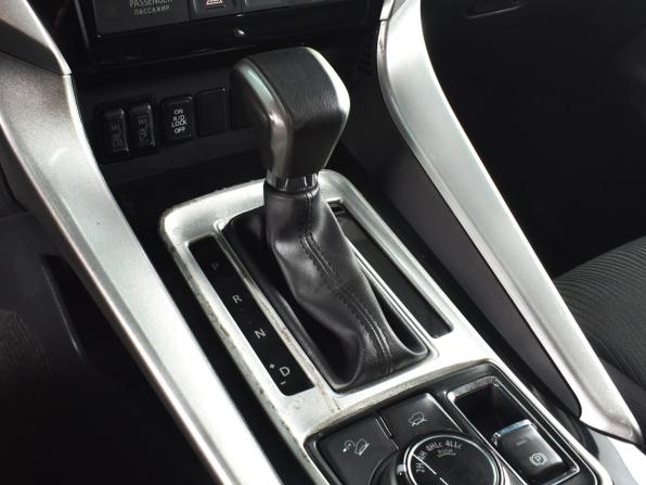 Mitsubishi Pajero Sport III с пробегом 2018 года, цена 2 534 999 рублей, 191939 км, внедорожник, Автокод Объявления