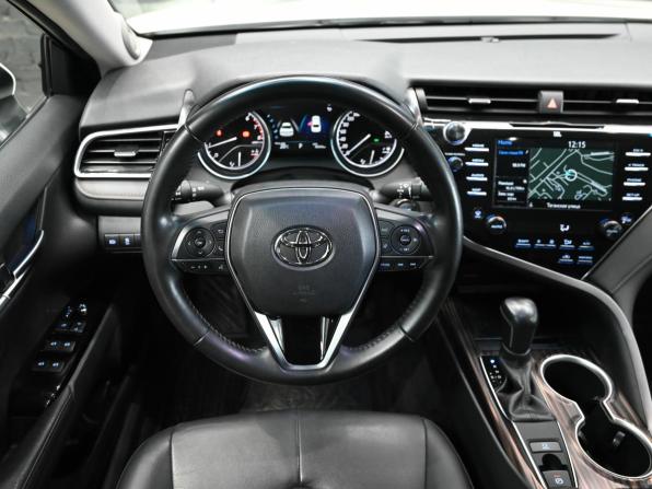 Toyota Camry VIII (XV70) с пробегом 2019 года, цена 2 740 000 рублей, 40432 км, седан, Автокод Объявления