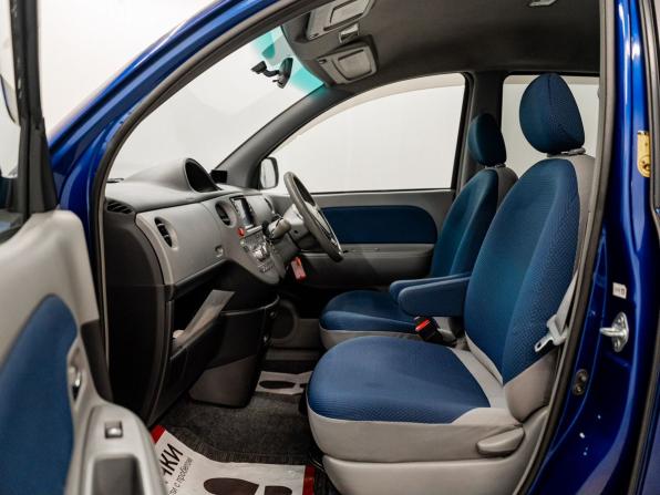 Toyota Sienta I с пробегом 2004 года, цена 600 000 рублей, 183250 км, компактвэн, Автокод Объявления