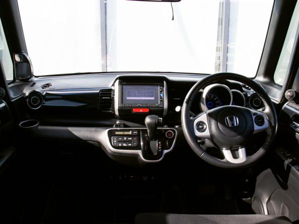 Honda N-BOX II с пробегом 2018 года, цена 799 000 рублей, 89857 км, микровэн, Автокод Объявления