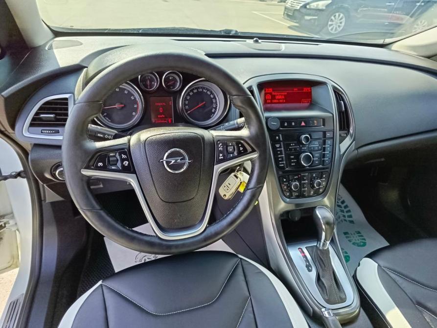 Opel Astra J Рестайлинг Тюмень  - изображение 16