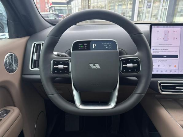 Новый Li Auto (Lixiang) L7 I Рестайлинг 2025 года, цена 8 348 820 рублей, внедорожник, Автокод Объявления