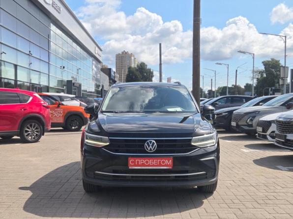 Volkswagen Tiguan II Рестайлинг с пробегом 2021 года, цена 2 599 000 рублей, 168000 км, внедорожник, Автокод Объявления