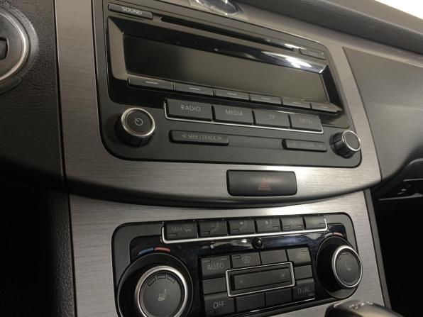 Volkswagen Passat B7 с пробегом 2011 года, цена 820 000 рублей, 228146 км, седан, Автокод Объявления