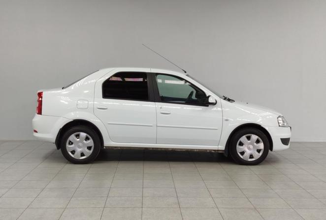 Renault Logan I Рестайлинг с пробегом 2010 года, цена 700 000 рублей, 65094 км, седан, Автокод Объявления