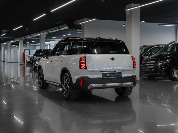 Mini Countryman III с пробегом 2025 года, цена 5 600 000 рублей, 2825 км, внедорожник, Автокод Объявления